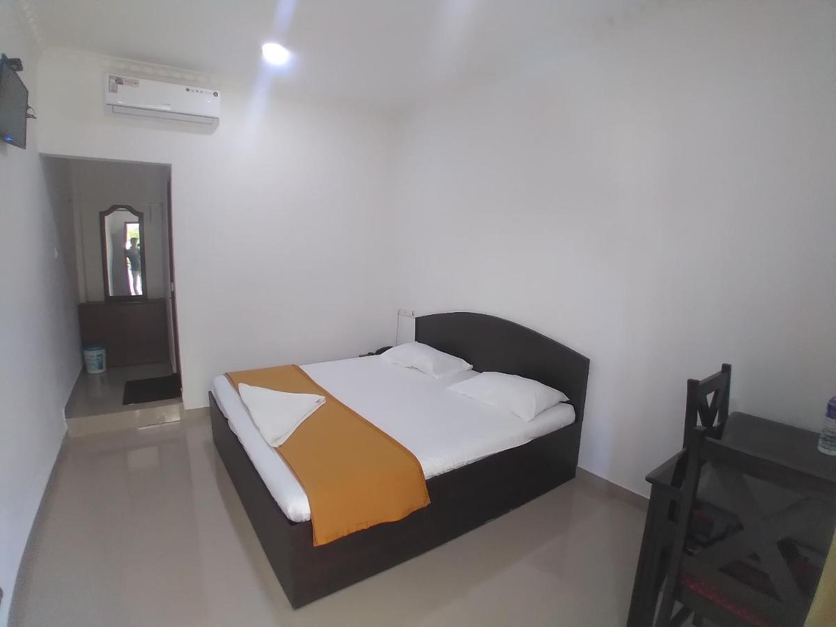 Thabasiya Resorts Kuzhittura Dış mekan fotoğraf